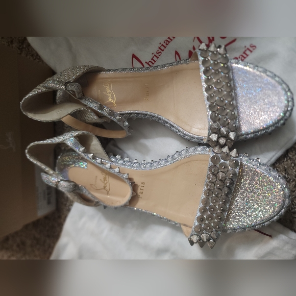 Christian Louboutin Espadrille in Silver size 40 / Women's 9.5. Nappa Mica - Picture 5 of 9